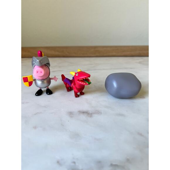 Peppa Pig Little Places Castle Fort George Set Knight Dragon Complete Set - Picture 2 of 12